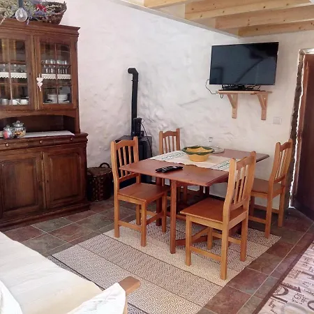 Refugio Do Raposo/casa Deneb * Montes da Senhora