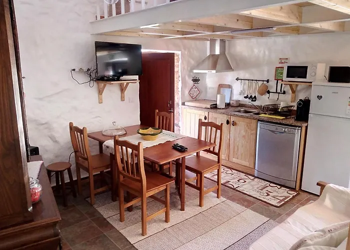 Refugio Do Raposo/casa Deneb Semesterbostad Montes da Senhora