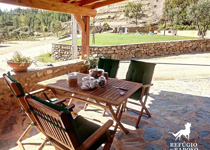 Semesterbostad Refugio Do Raposo/casa Deneb *