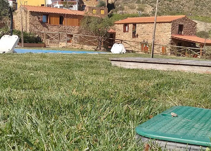 Refugio Do Raposo/casa Deneb Semesterbostad Montes da Senhora