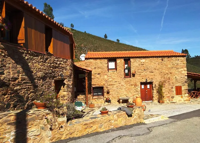 Refugio Do Raposo/casa Deneb * Montes da Senhora